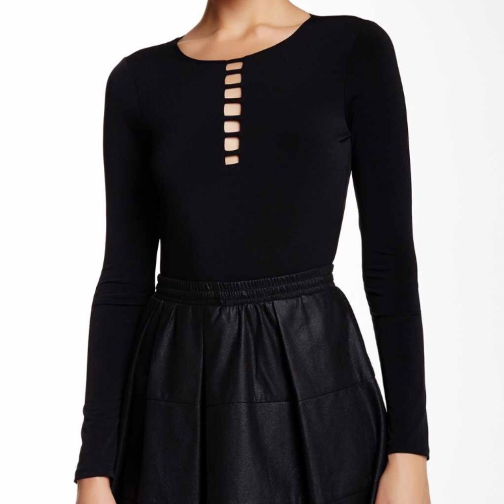 ➳ NWT Ladder Cutout Bodysuit